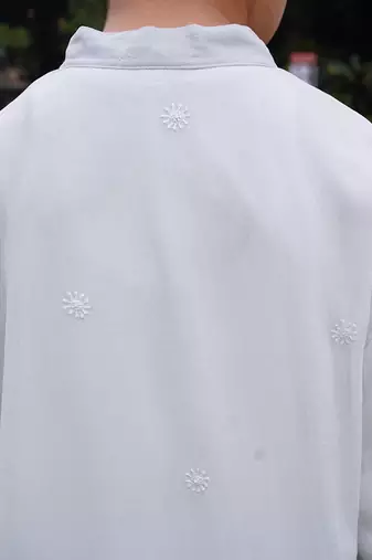 Light grey embroidered georgette kurta set
