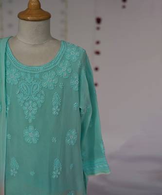 sea green and peach ombre  embroidered georgette lehenga set 2