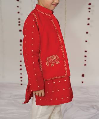 Red embroidered pure chanderi kurta jacket set 2