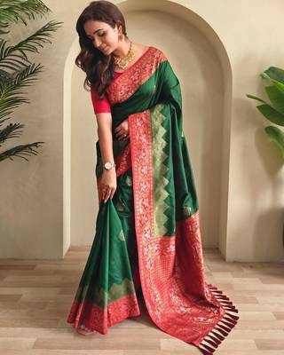 Green art silk  woven saree 2