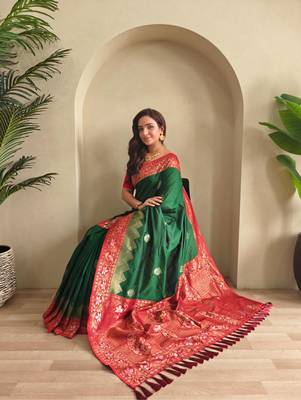 Green art silk  woven saree 4