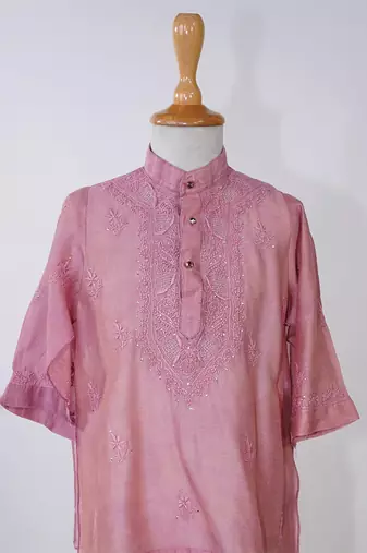 Pink embroidered pure chanderi kurta set