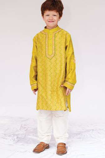 Green embroidered pure chanderi kurta set