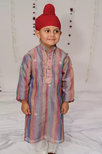 Multicolor embroidered tissue kurta set