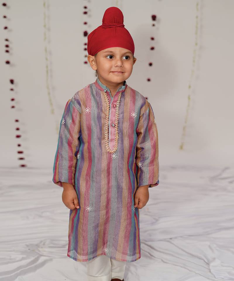 Multicolor embroidered tissue kurta set