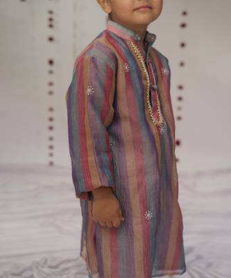 Multicolor embroidered tissue kurta set 2
