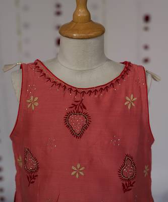 Red embroidered pure chanderi sharara set 3