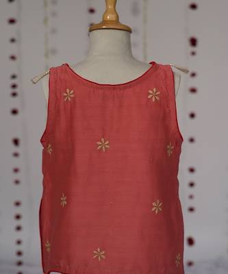 Red embroidered pure chanderi sharara set 4