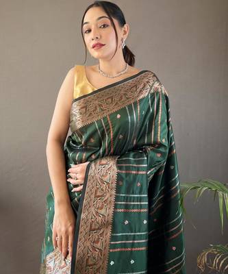 Green art silk  woven saree 4