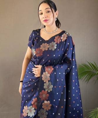 Navy blue art silk  woven saree 4