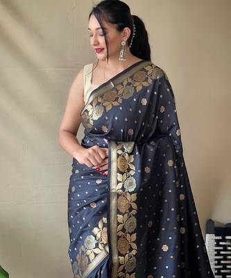 Black art silk  woven saree 4
