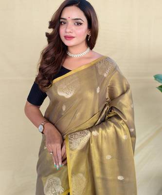 Golden art silk  woven saree 4