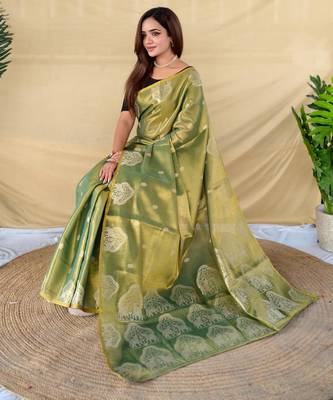 Mehendi art silk  woven saree 4