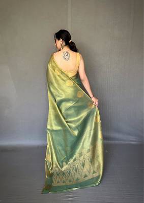 Green art silk  woven saree 3