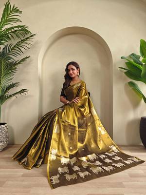 Black art silk  woven saree 4