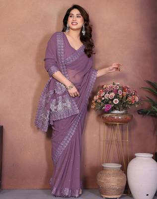 Lavender georgette embroiderd lace work saree with matching blouse piece 4