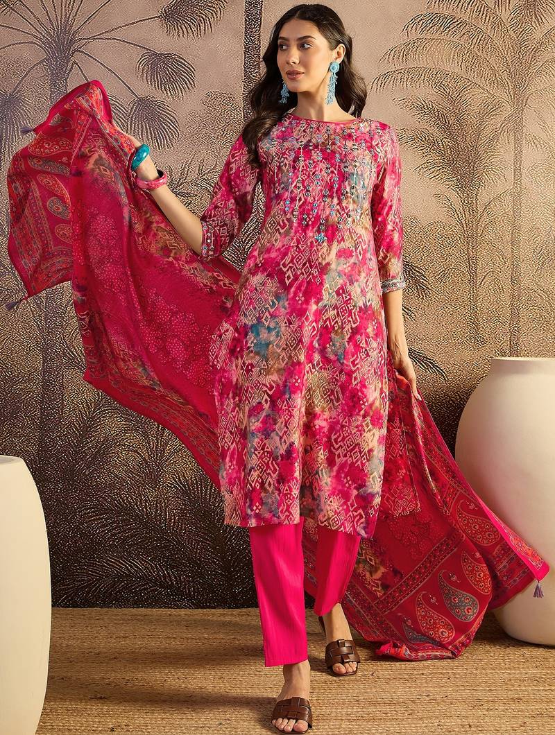 Printed boat neck kurta & trousers kurta sets