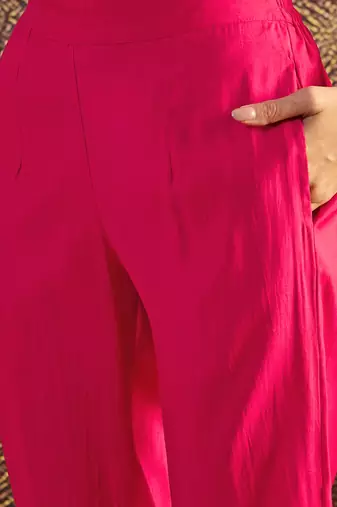 Printed boat neck kurta & trousers kurta sets