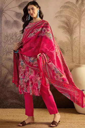 Printed boat neck kurta & trousers kurta sets