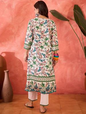 Women floral printed cotton kurta with trousers 3