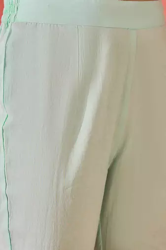 Women ethnic motifs printed cotton kurta with trousers