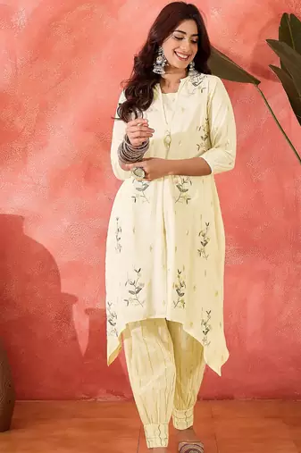 Women ethnic motifs embroidered cotton kurta with trousers