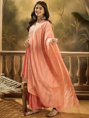 Women ethnic motifs embroidered cotton kurta with sharara & dupatta 5