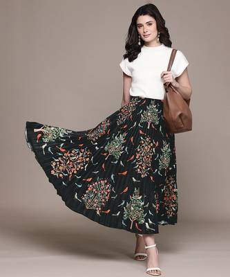 Black printed Viscose skirt 4