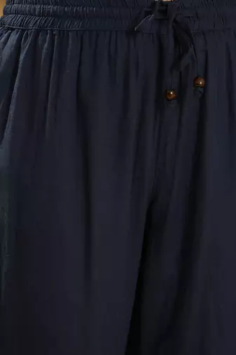 Women ethnic motifs embroidered kurta with trousers