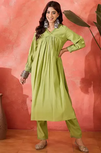 Women solid kurta with trousers