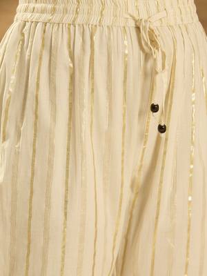 Women solid embroidered cotton kurta with trousers & dupatta 3