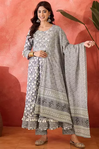 Women ethnic motifs printed cotton kurta with trousers & dupatta