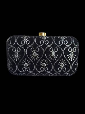Black embroidered party clutch 1