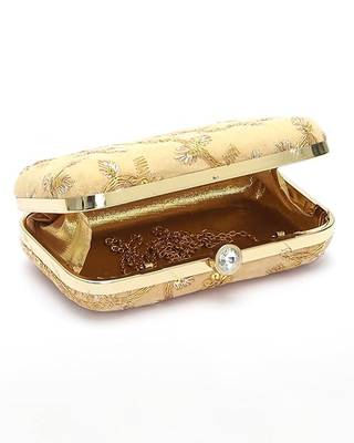 Golden embroiderede party clutch 2