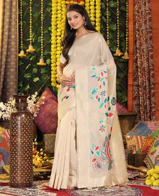 Cream linen cotton woven saree with blouse 2