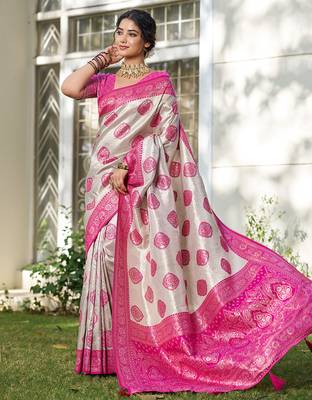 Pink silk blend woven saree with blouse 3