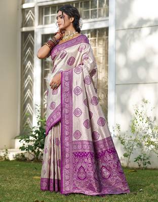 Purple silk blend woven saree with blouse 3