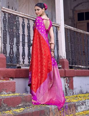 Red soft silk woven saree with blouse 4