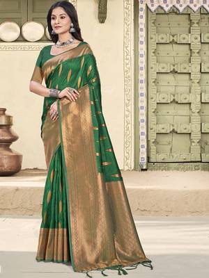 green soft silk woven saree with blouse 1