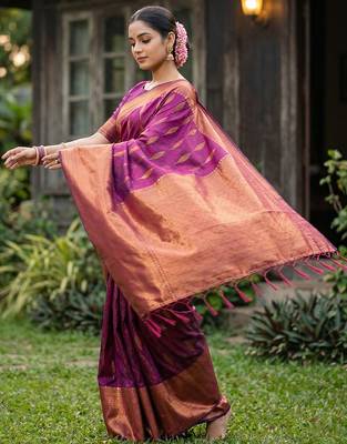 Purple silk blend woven saree with blouse 2