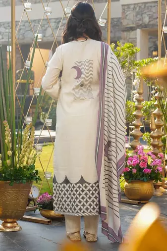 Women's Gorgeous Printed Work Muslin Fabric Straight Kurta Pant and Dupatta Set