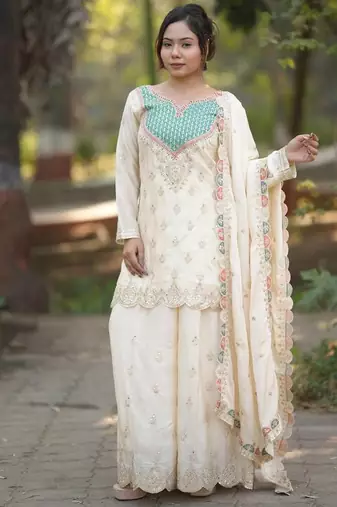 White georgette   party wear embroidery salwar  suit set