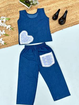Kids denim summer co-ord set with lace heart & pocket 3