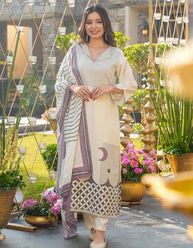 Cream muslin printed kurta pant set