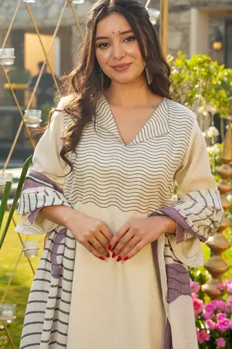 Cream muslin printed kurta pant set