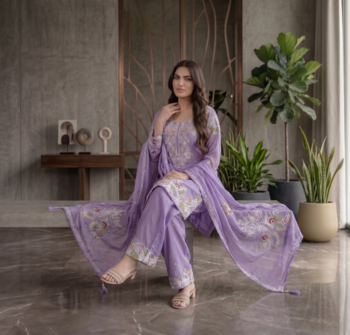 Elegant lavender embroidered kurta palazzo set with dupatta 3