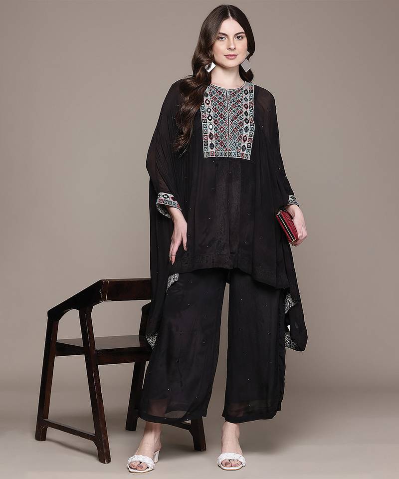 Black embroidered viscose kurta set