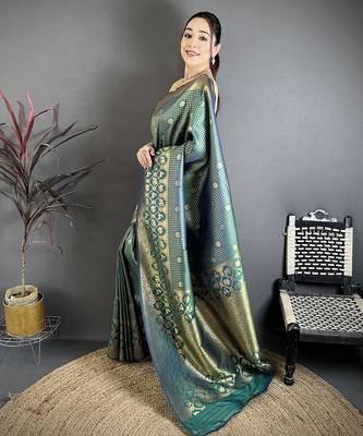Women rama green checked & floral motifs banarasi soft silk blend saree 2