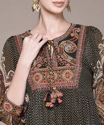 Olive printed chinon dress 5