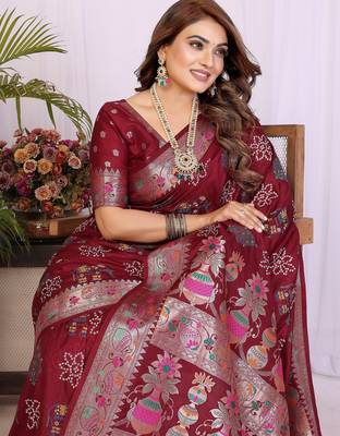 Maroon dola silk bandhej print zari weaving saree with matching blouse piece 4